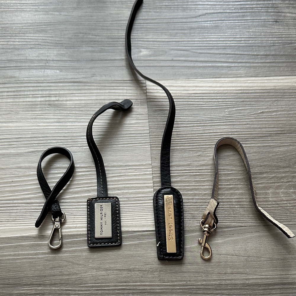 3 for $20 ✨ Tommy Hilfiger Black Leather Bag Charm & charm Strap Set